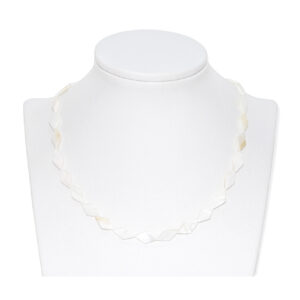 Collar Nácar Rombo Blanco Marfil 8-9mm