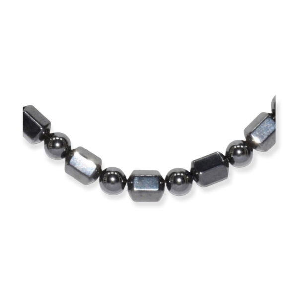 Collar Hematita Cilindro Hexagonal + Esfera 8mm - Image 2